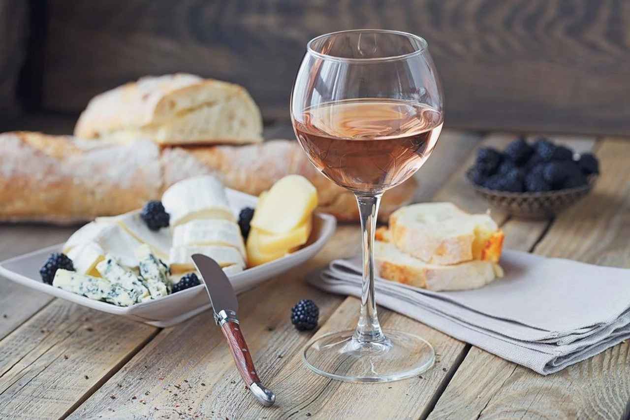 Discover amazing food, wine and cheese
