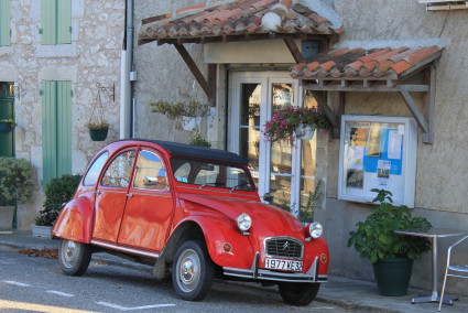 Image for "Our Guide to Driving in France" blog post