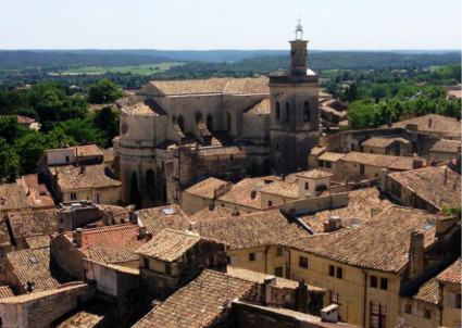 Image for "Uzes in Gard: Historic Sites and Dramatic Landscapes" blog post