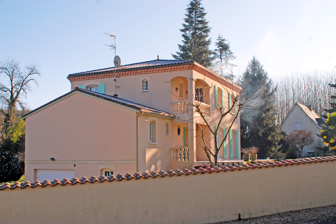 Looking to buy a villa in the south of France?