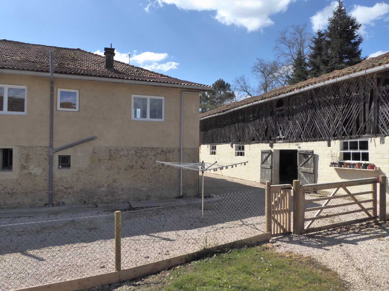 Fine Country Houses and Traditional Character Homes for Sale in France