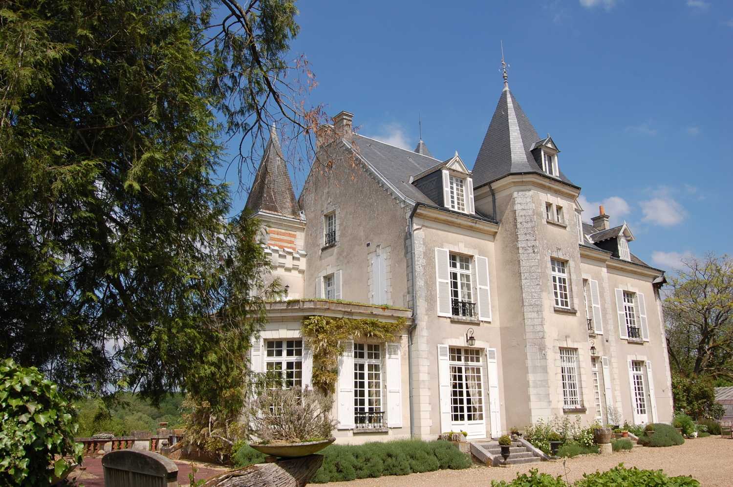 Castles and Chateau for Sale in France