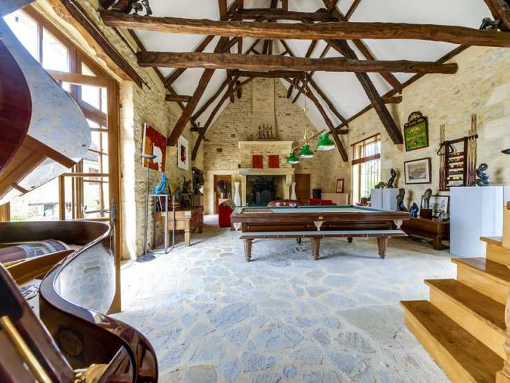 Fine Stone Country Houses and Traditional Homes for Sale in France