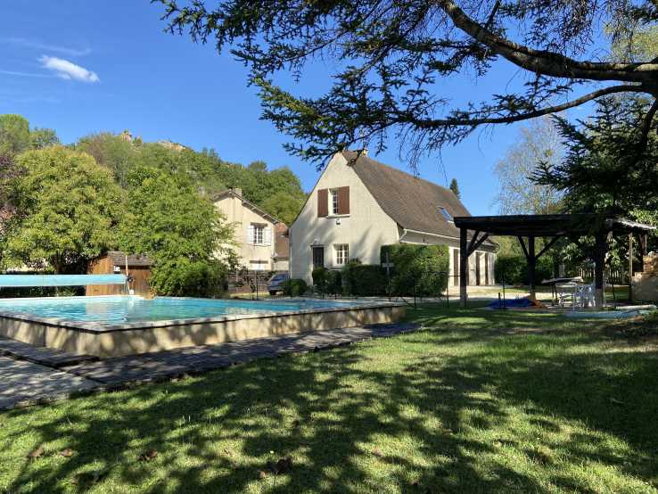 House for sale near Badefols Sur Dordogne in the Dordogne IdAES10959LA